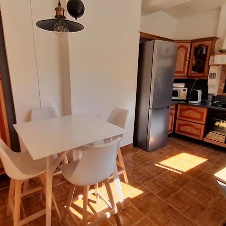 Ferienwohnung Chez Thomas Sézanne Exterior foto
