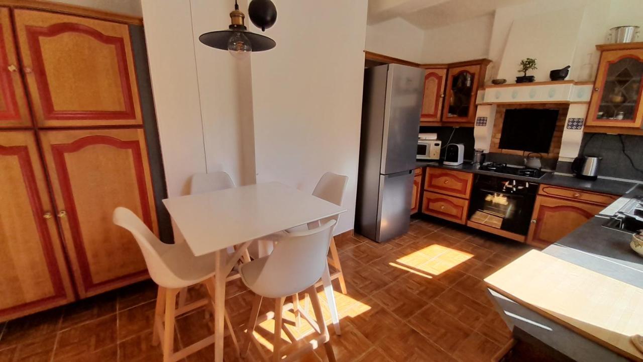 Ferienwohnung Chez Thomas Sézanne Exterior foto